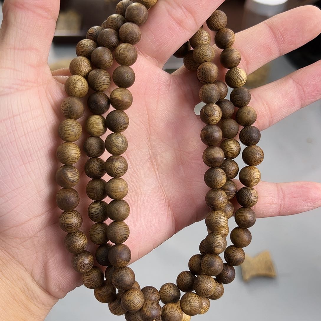 沉香沉香香囊海南白棋0.8mm圆珠多圈21克➕多样性发一