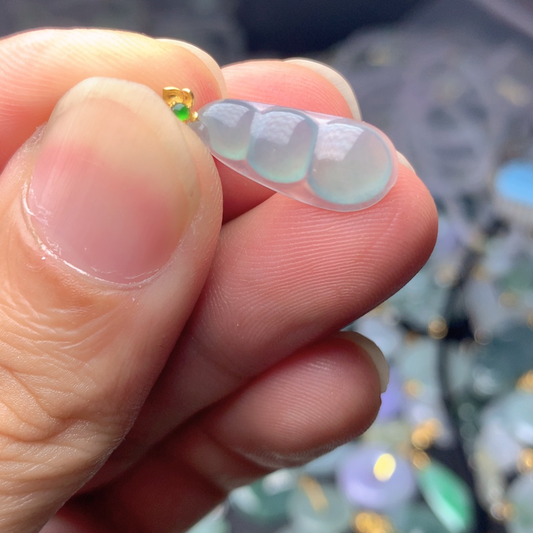 【闪购商品】翡翠18K金镶嵌颈饰翡翠