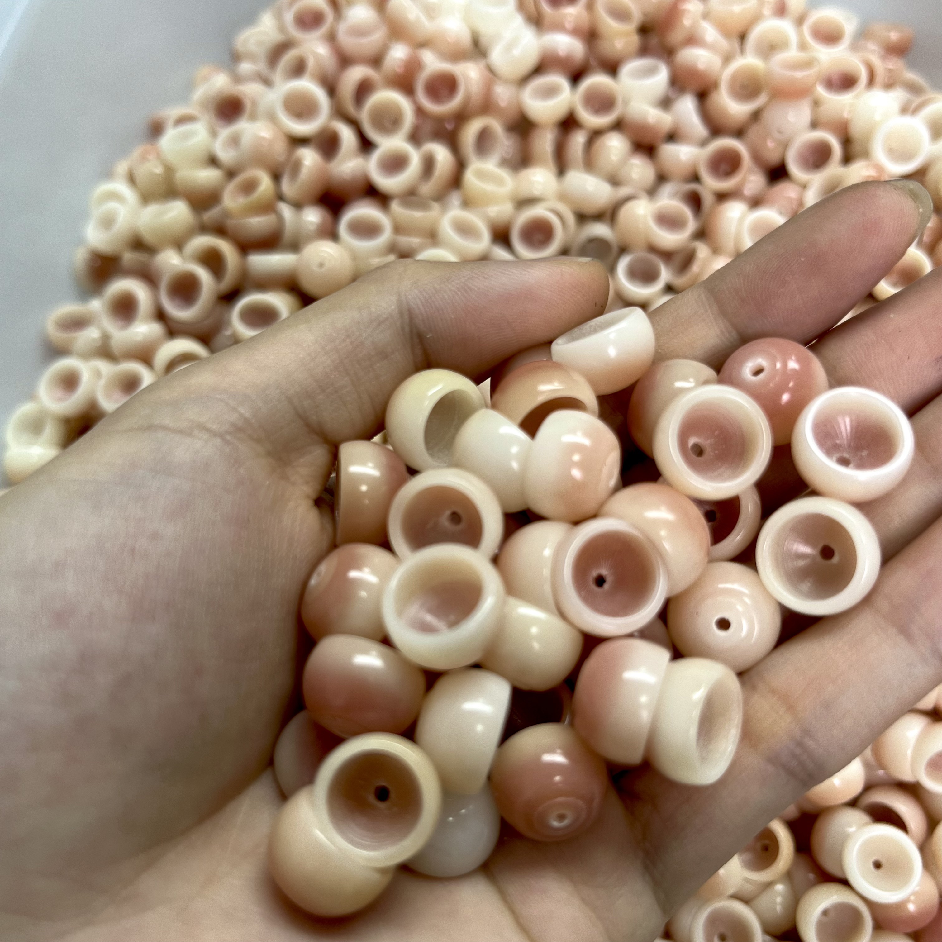 菩提根桃花粉飘花碗肠13mm【30颗】D202-568