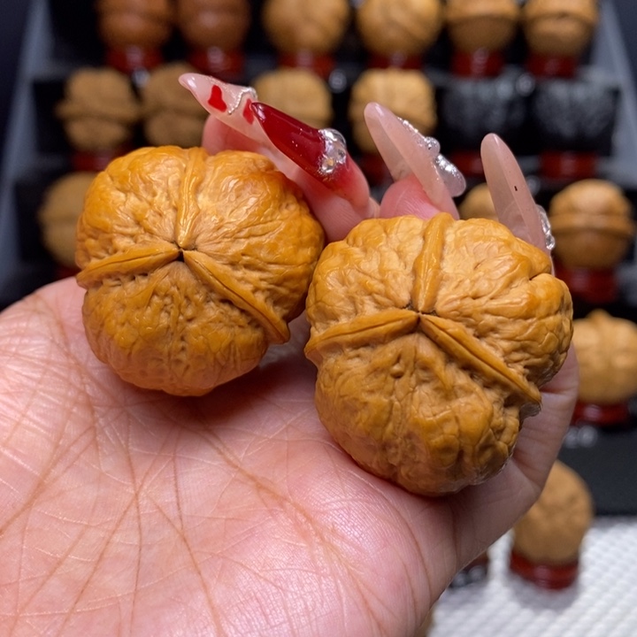 文玩核桃把件小八一三棱53号