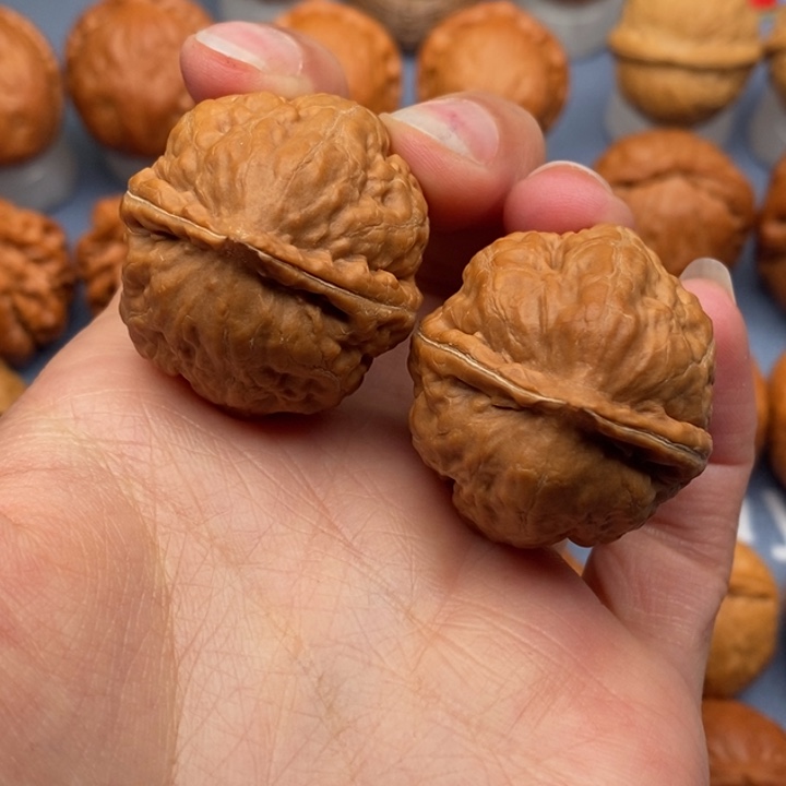 文玩核桃把件大粗筋