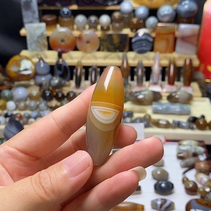 玛瑙/玉髓颈饰未镶嵌笑口常开