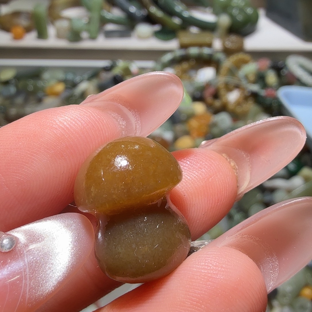 和田玉未镶嵌珠宝奇石