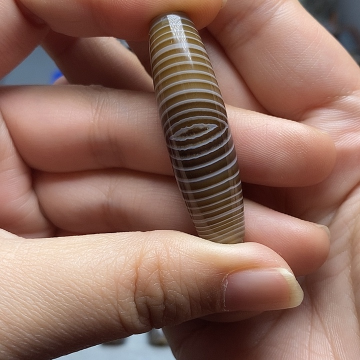 翡翠未镶嵌颈饰蚕丝眼