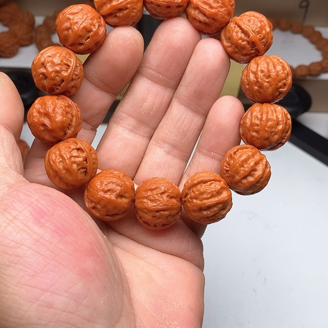 木质类文玩核桃2.0粗筋八棱