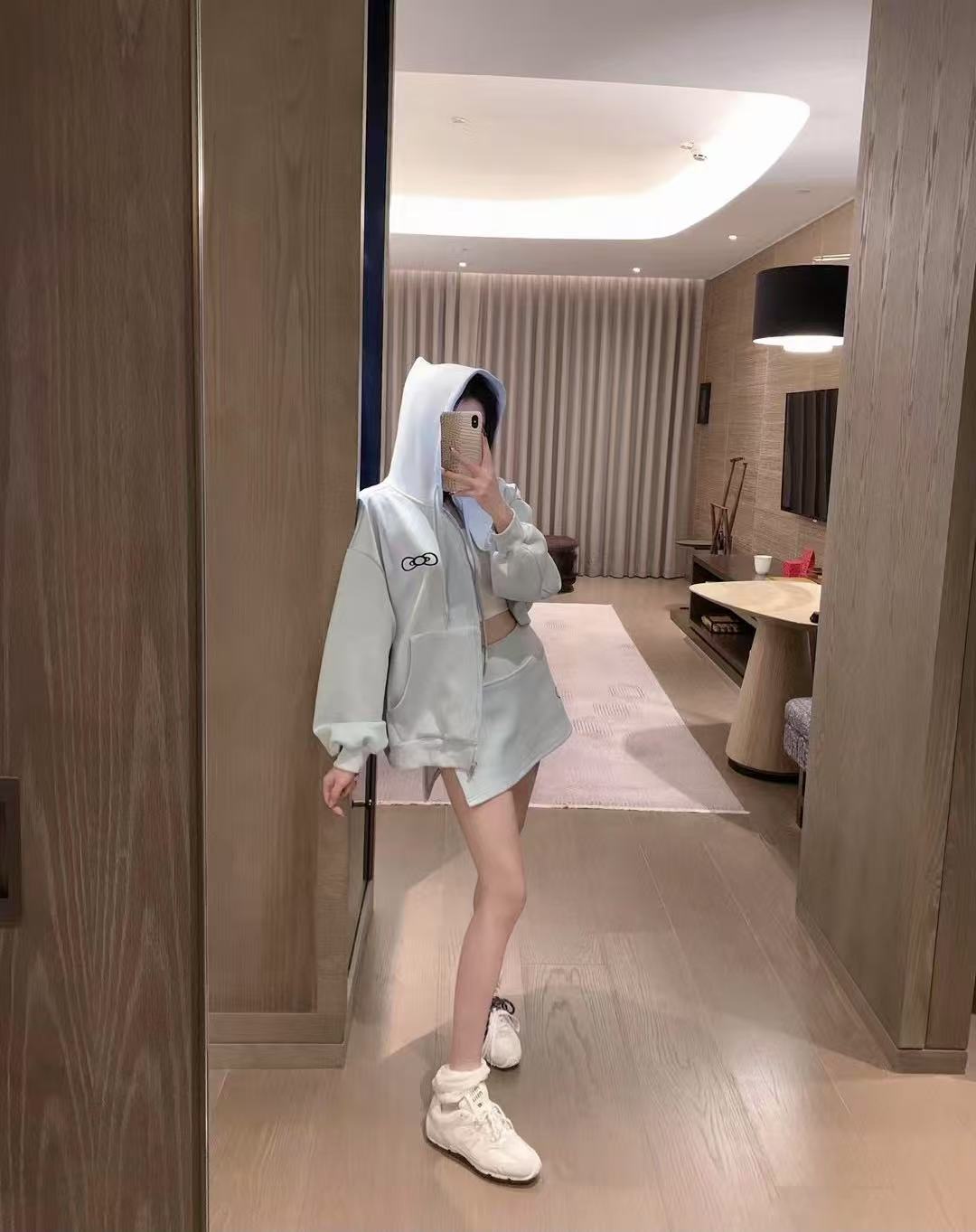 【石潇潇STUDIO】灰色运动卫衣套装女美式休闲短外套卫裤短裤一整套