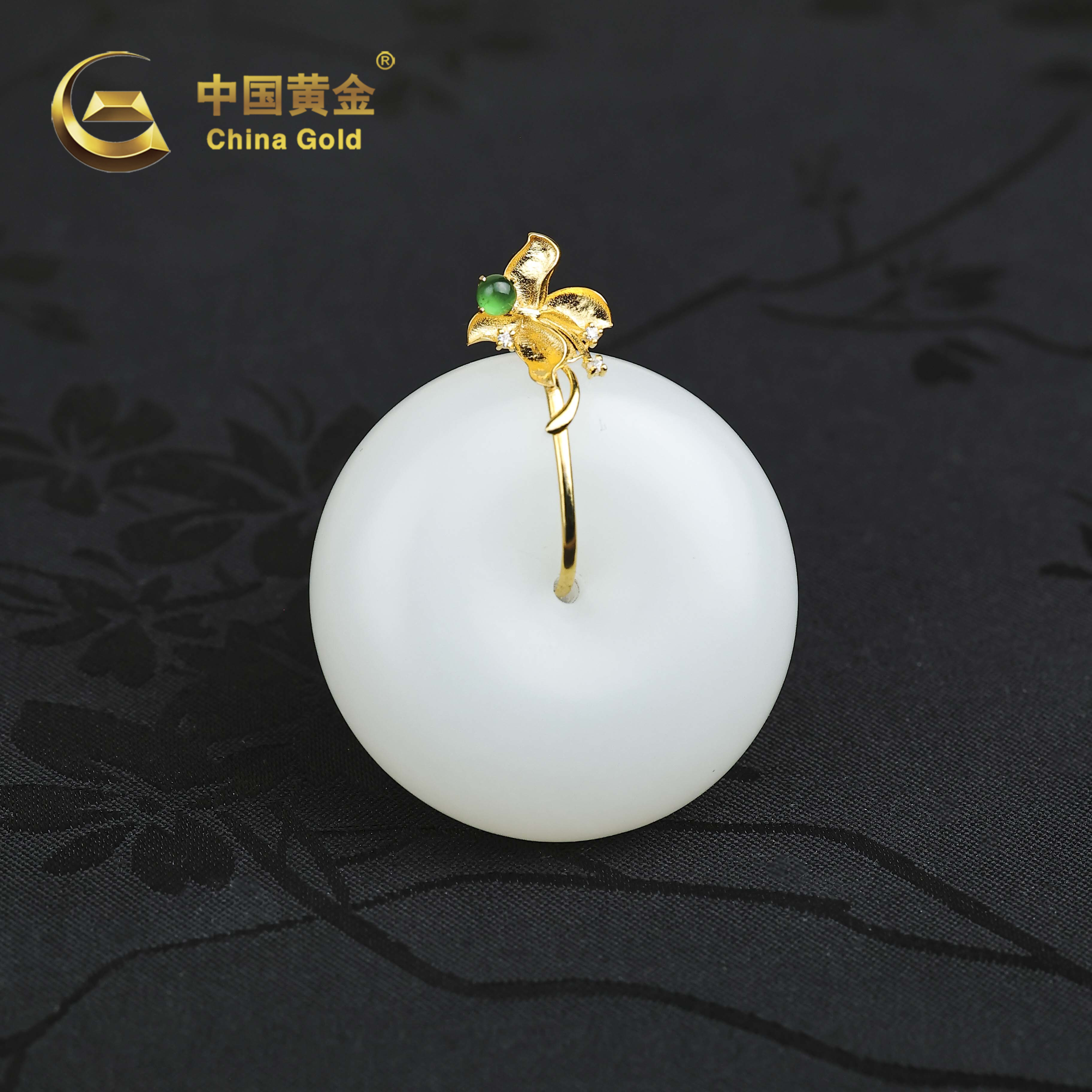 【中国黄金】赋雪 | 和田玉*吊坠*18k金镶嵌-D11668-臻
