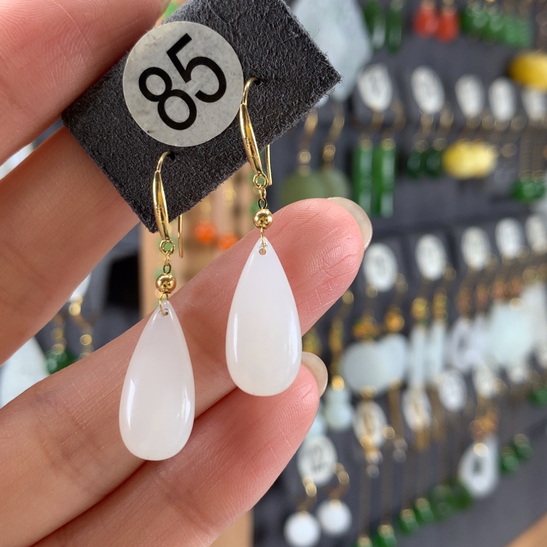 和田玉18K金镶嵌耳饰