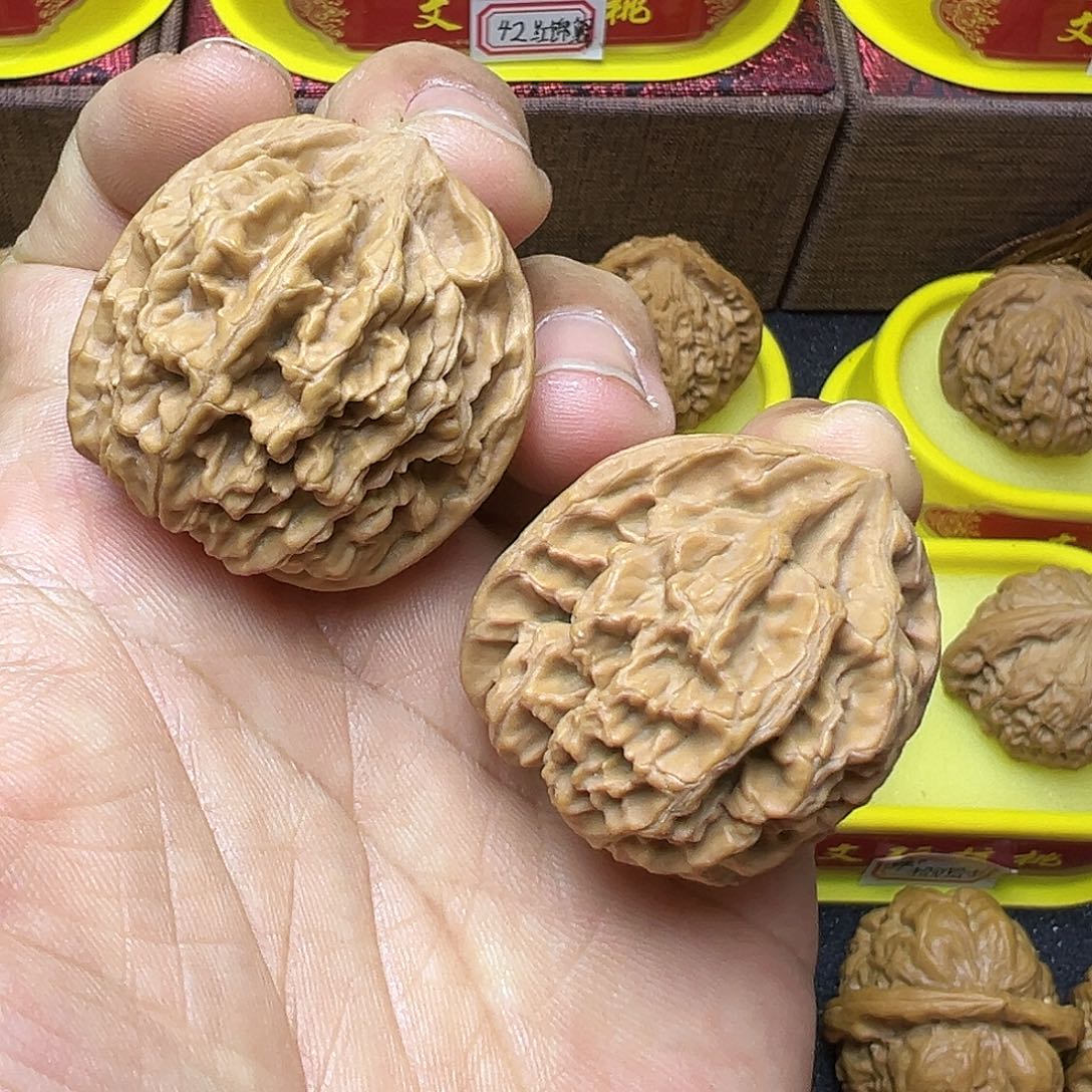 文玩核桃吊坠秦岭官帽42