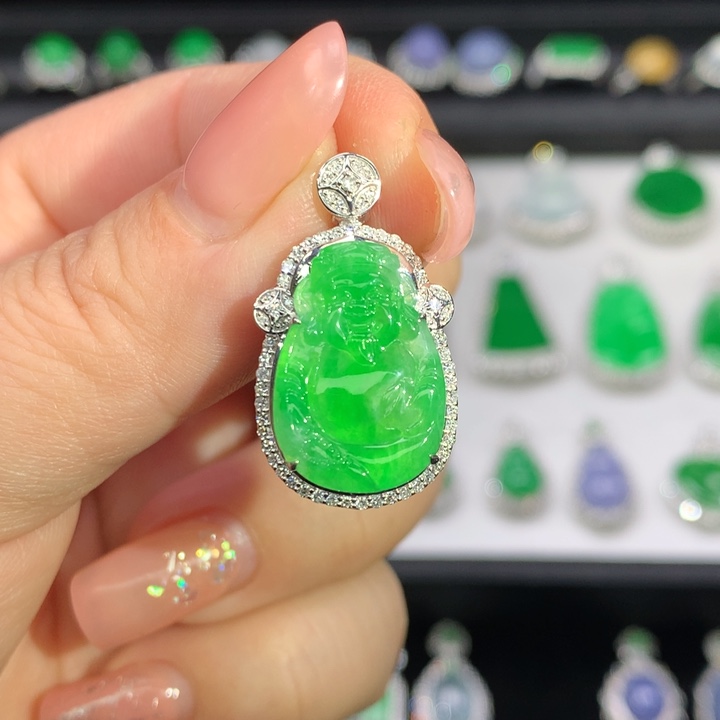 翡翠吊坠(不含链)18K金镶嵌