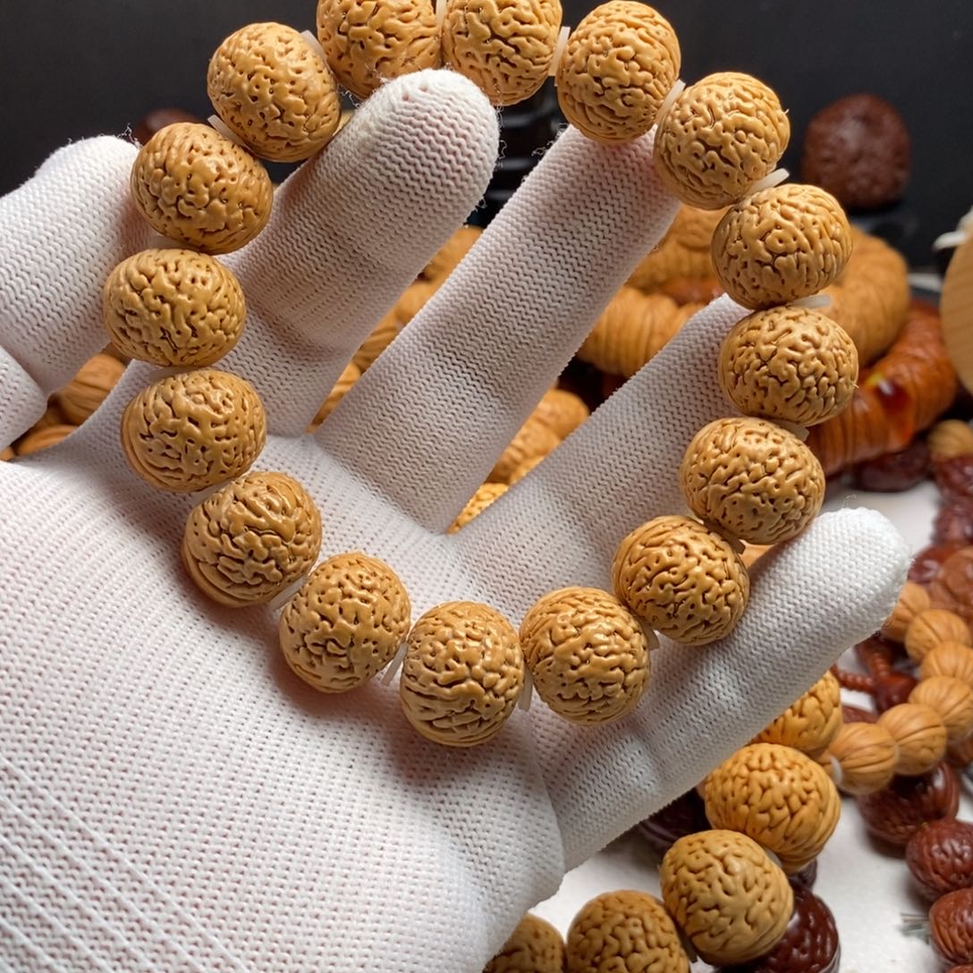 不****桃核手串啊啊啊啊啊啊阿