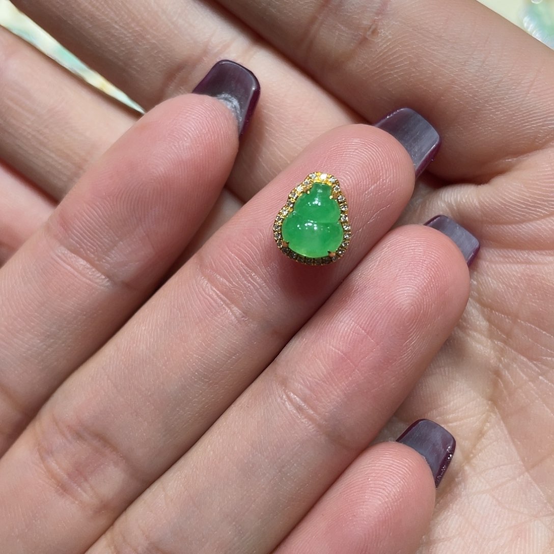 翡翠吊坠(不含链)18K金镶嵌?***?