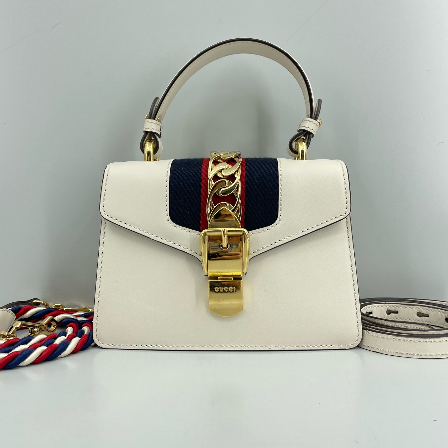 95新 GUCCI/古驰 优选/塞尔维亚小号白色手提包/20x15x7/Z10259