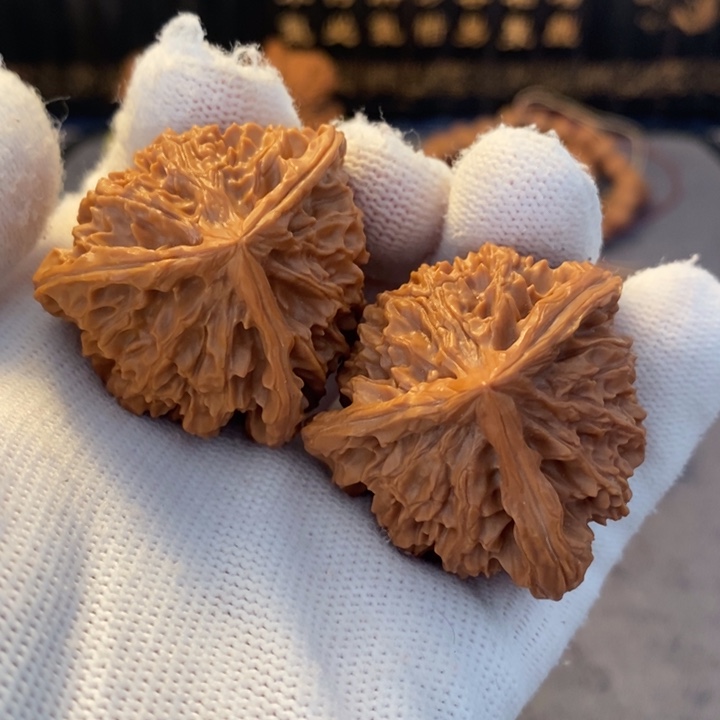 吊坠文玩核桃我**人39.8野生三棱