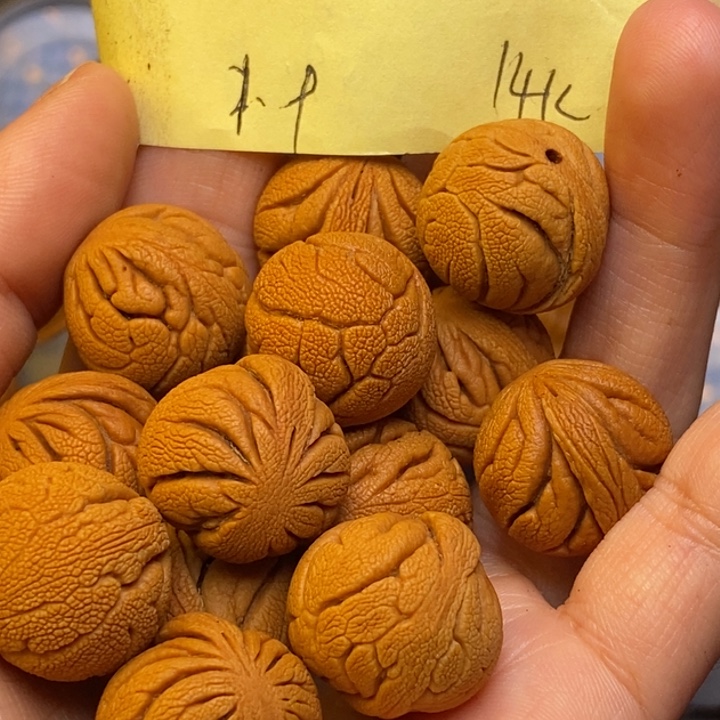 桃核吊坠秦岭龙纹桃核1