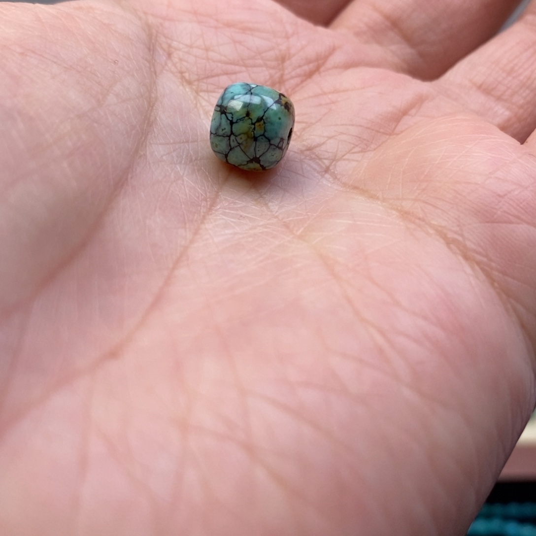 明***泽绿松石未镶嵌珠宝半成品