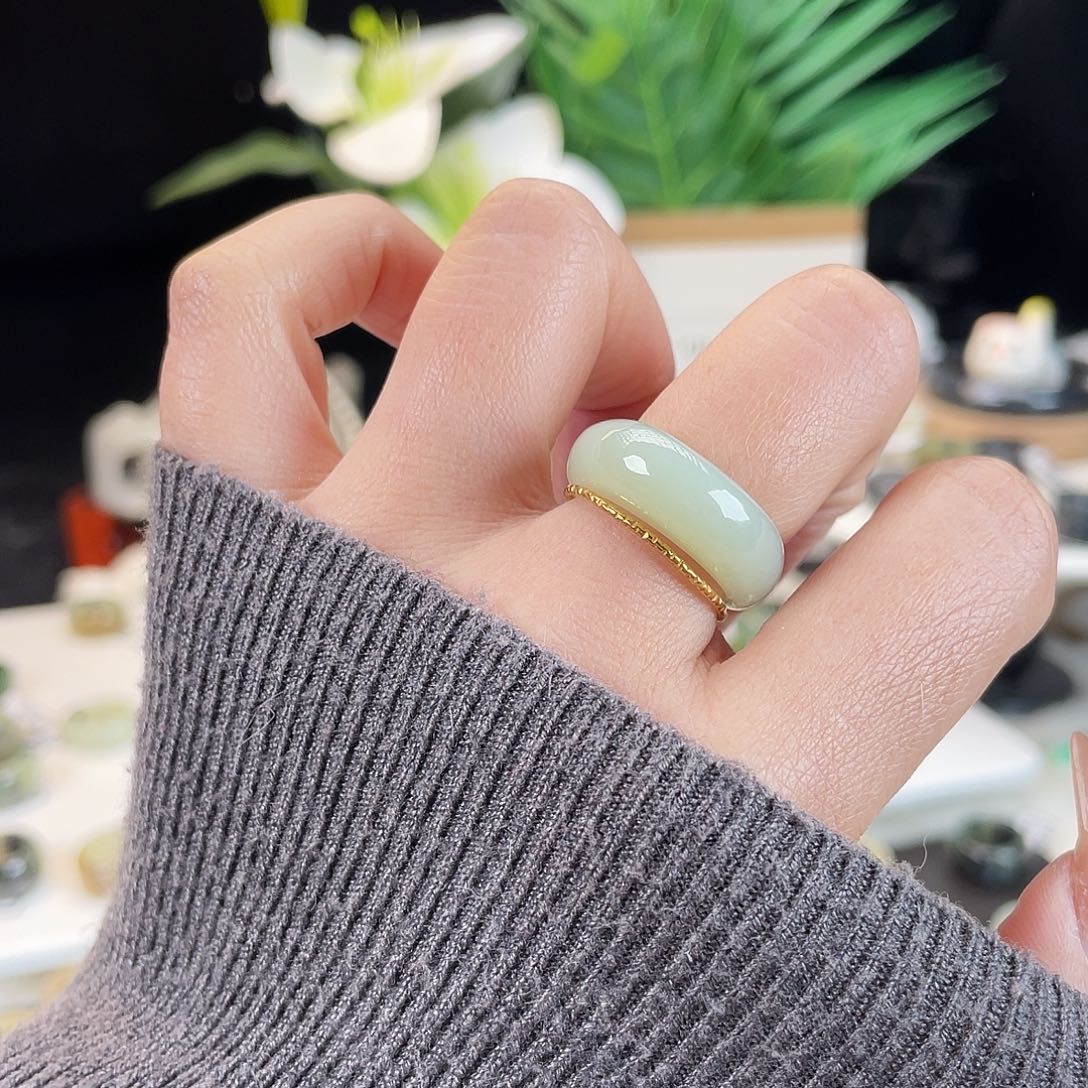 和田玉未镶嵌戒指E105奶绿馒头16.8