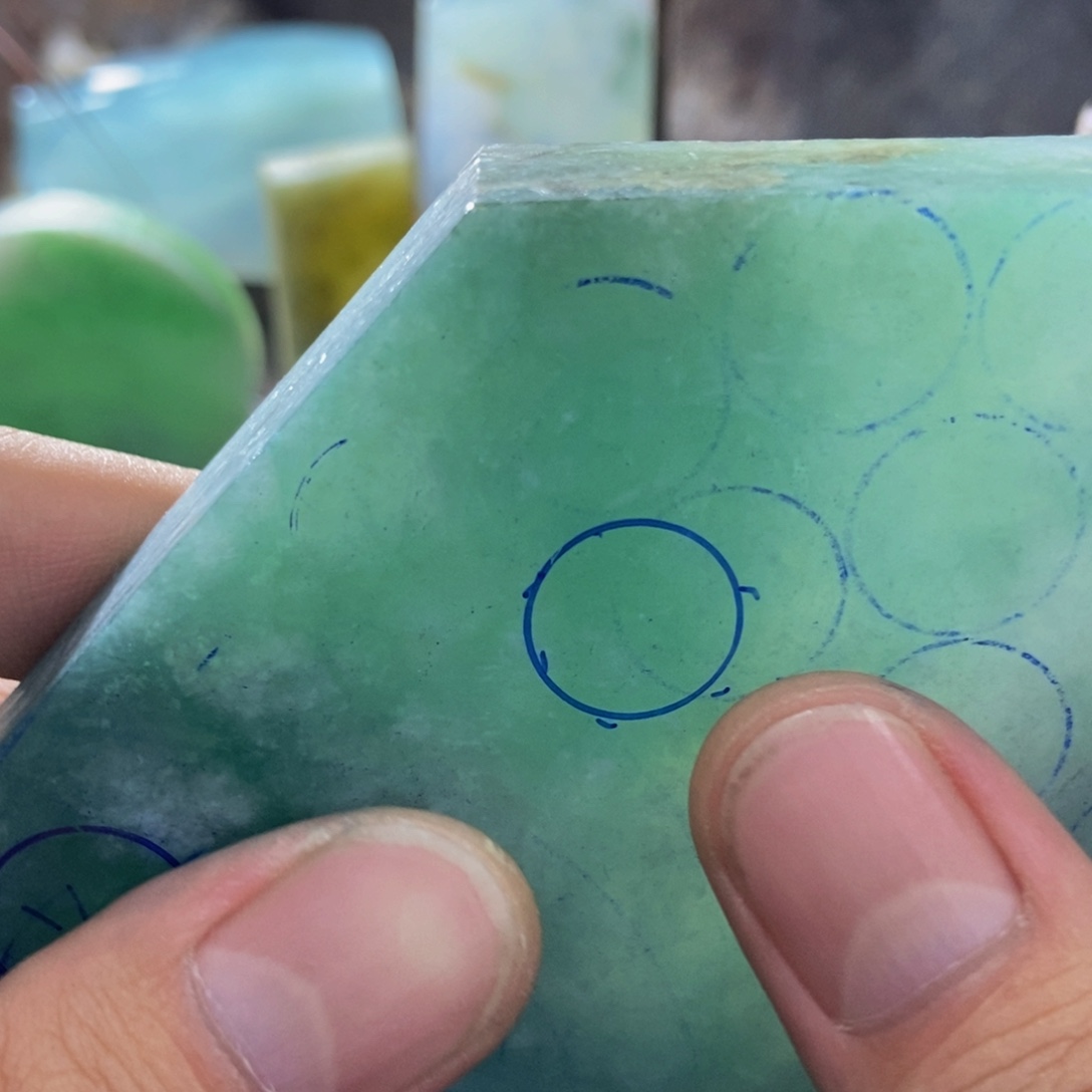 豆***a定制翡翠未镶嵌定制