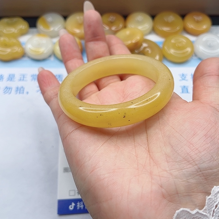 石英质玉手镯未镶嵌330-53+