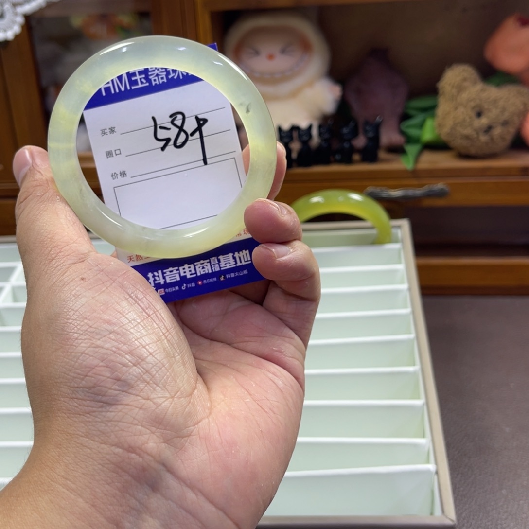 蛇纹石玉未镶嵌手镯442