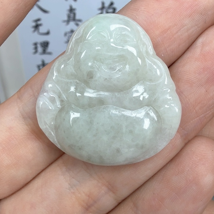 翡翠挂件未镶嵌翡翠