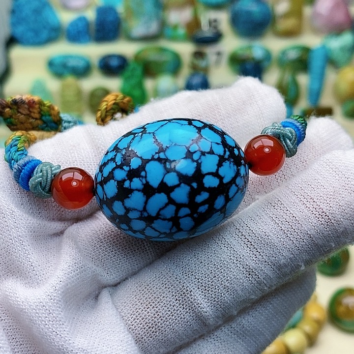 绿松石配饰未镶嵌