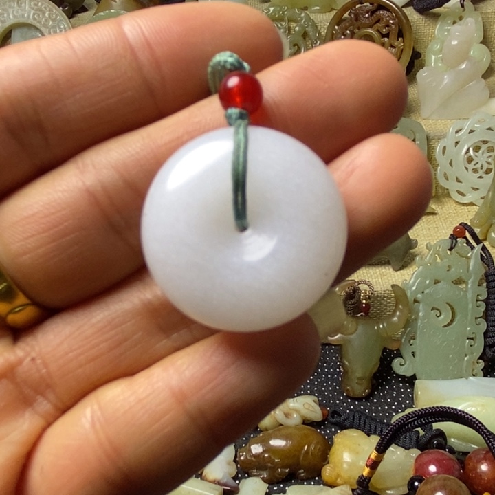 和田玉挂件未镶嵌