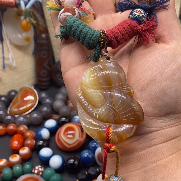 玛瑙/玉髓颈饰未镶嵌