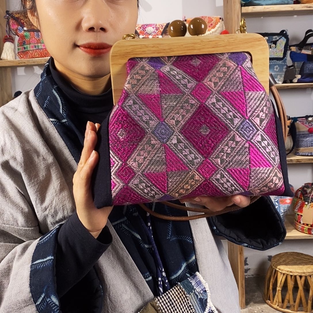 织绣手工制作工艺包包