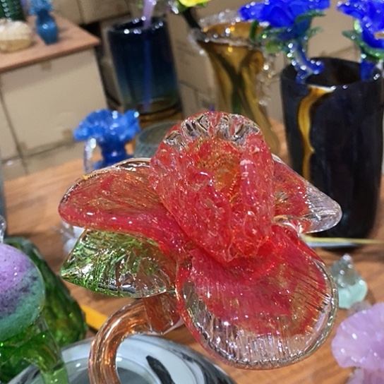 琉璃花瓶高45厘米宽6厘米