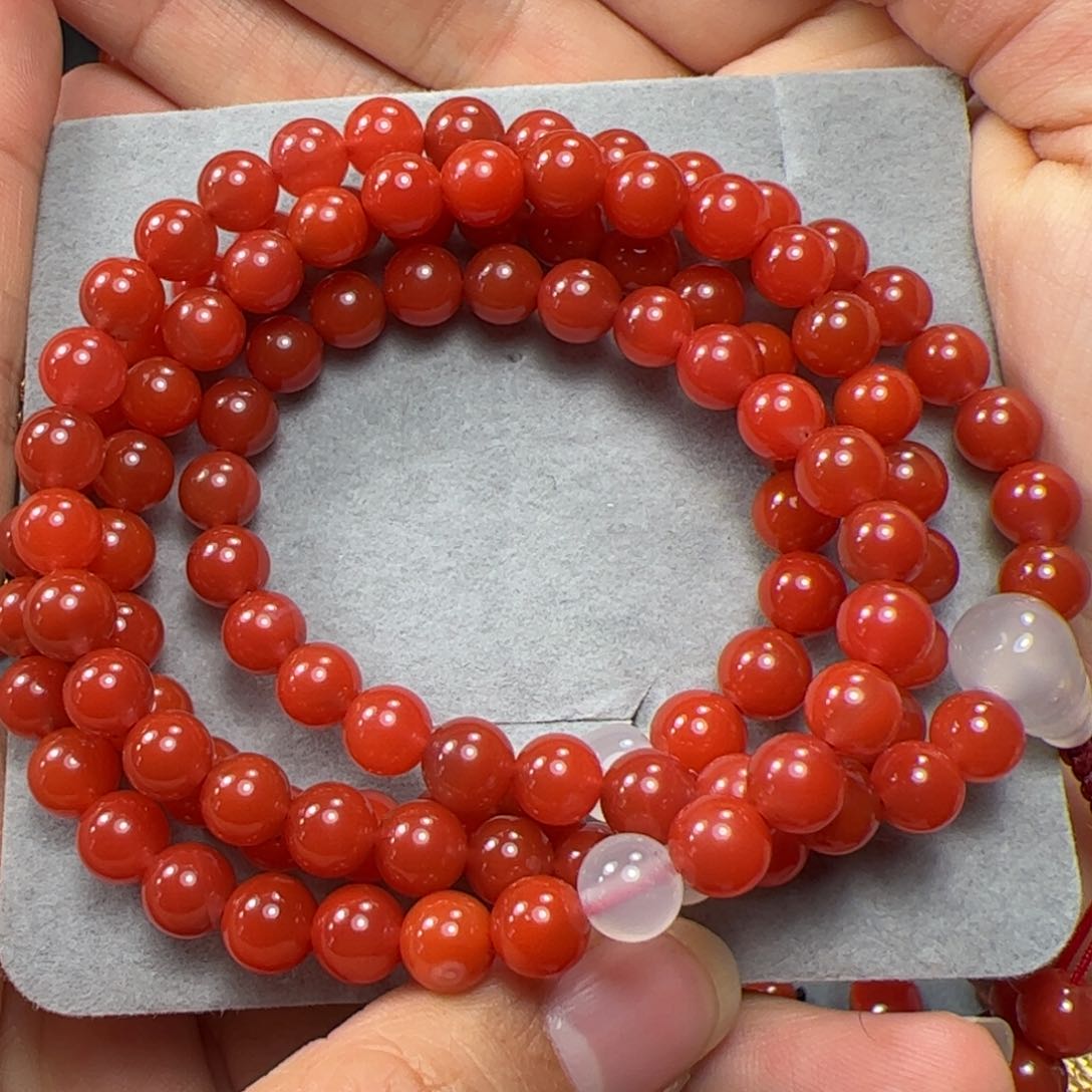 南红玛瑙手串未镶嵌年**雅