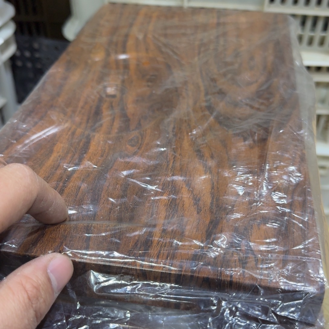 微瑕疵介意勿拍陶瓷器皿H177