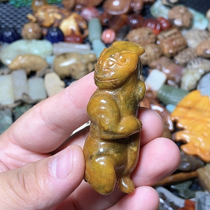 和田玉未镶嵌颈饰34