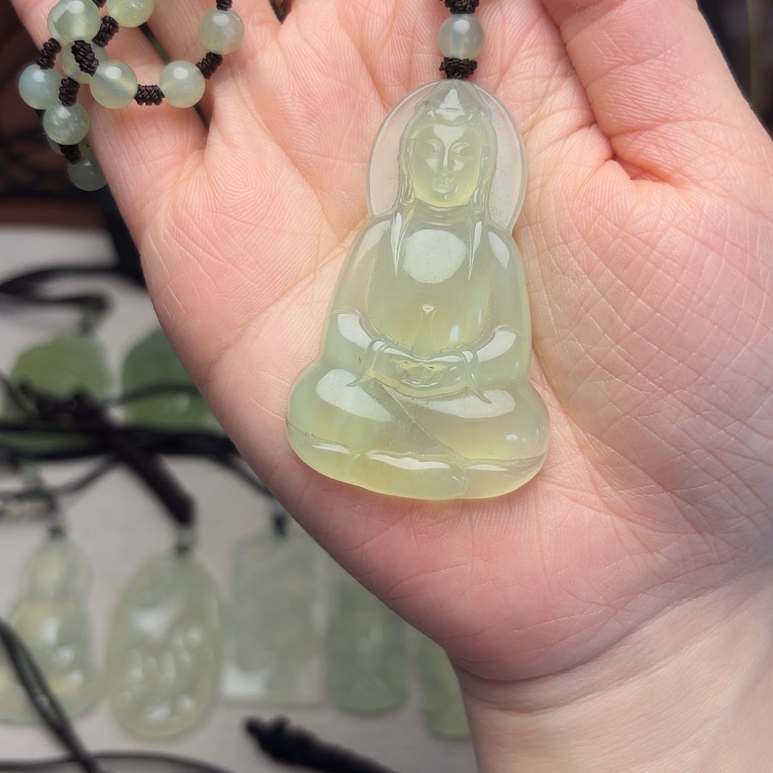 蛇纹石玉合金颈饰