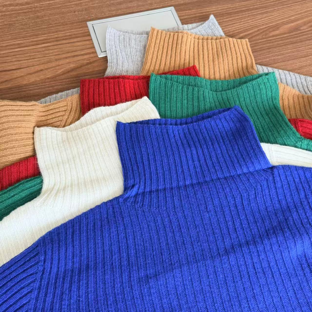 银丝高领大码时髦感精品女装上衣