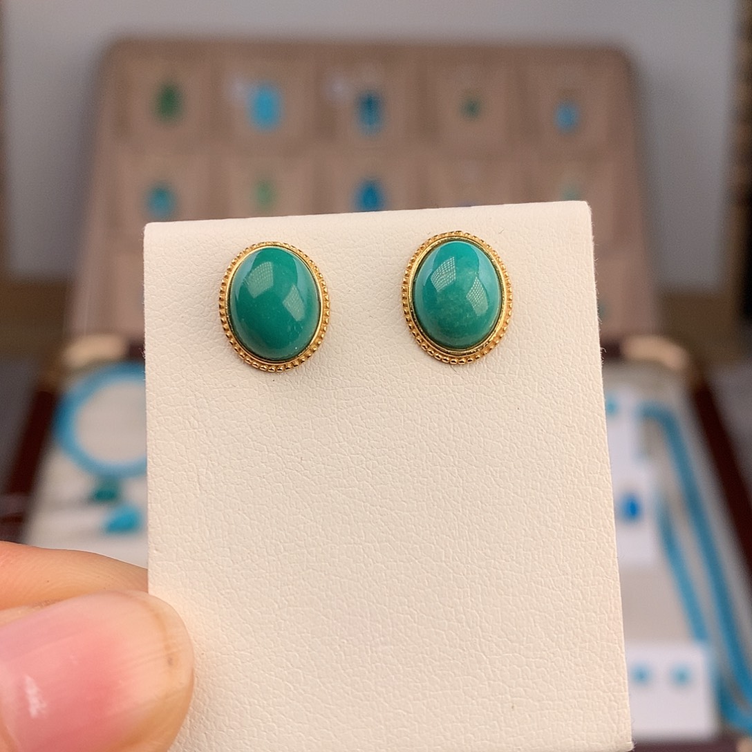绿松石未镶嵌耳饰