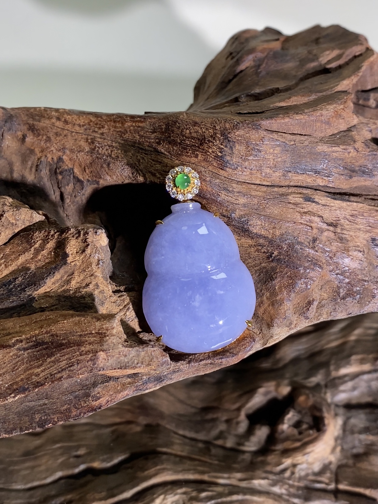 【瑜丰珠宝】天然缅甸A货翡翠18k金镶葫芦吊坠