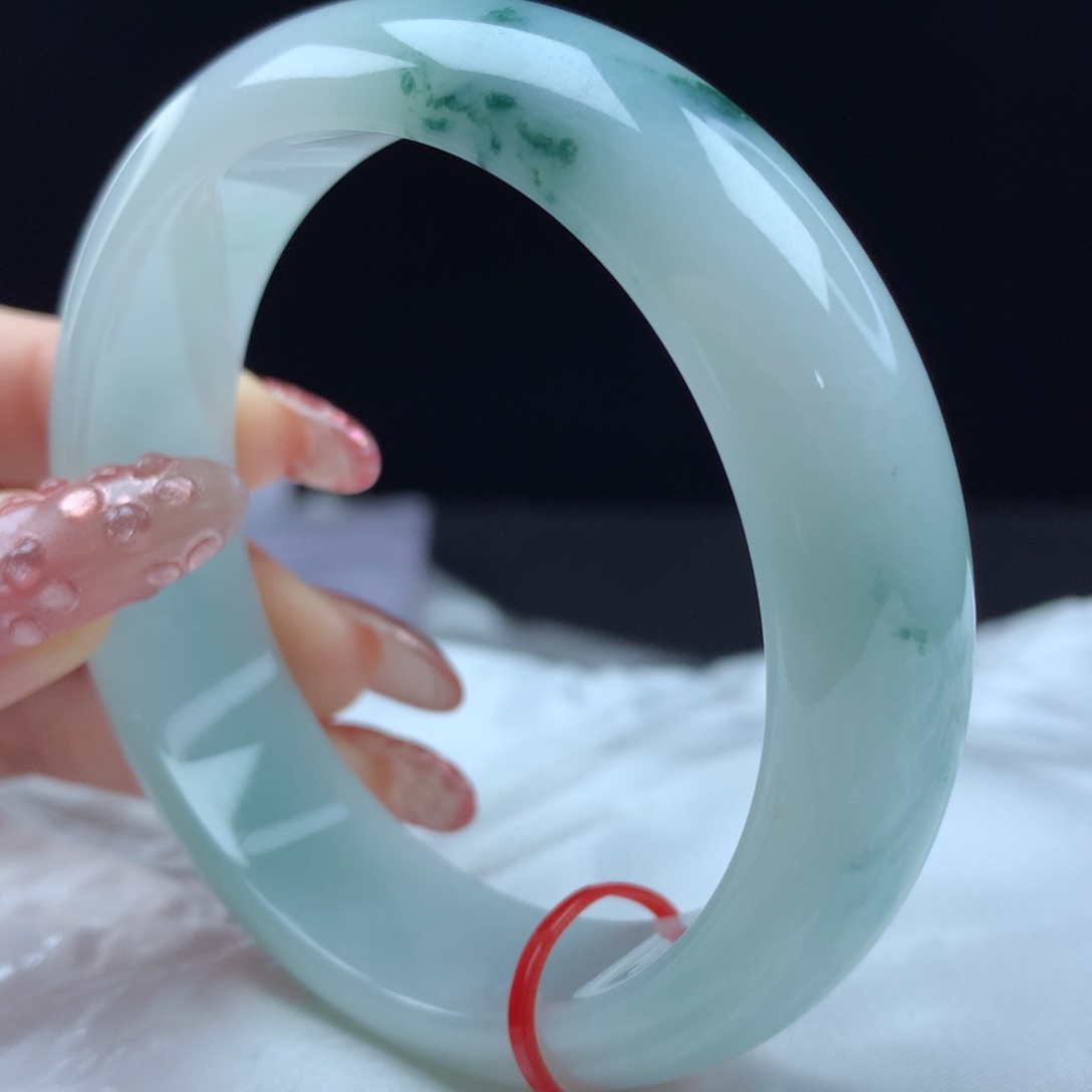 未镶嵌手镯翡翠97084，