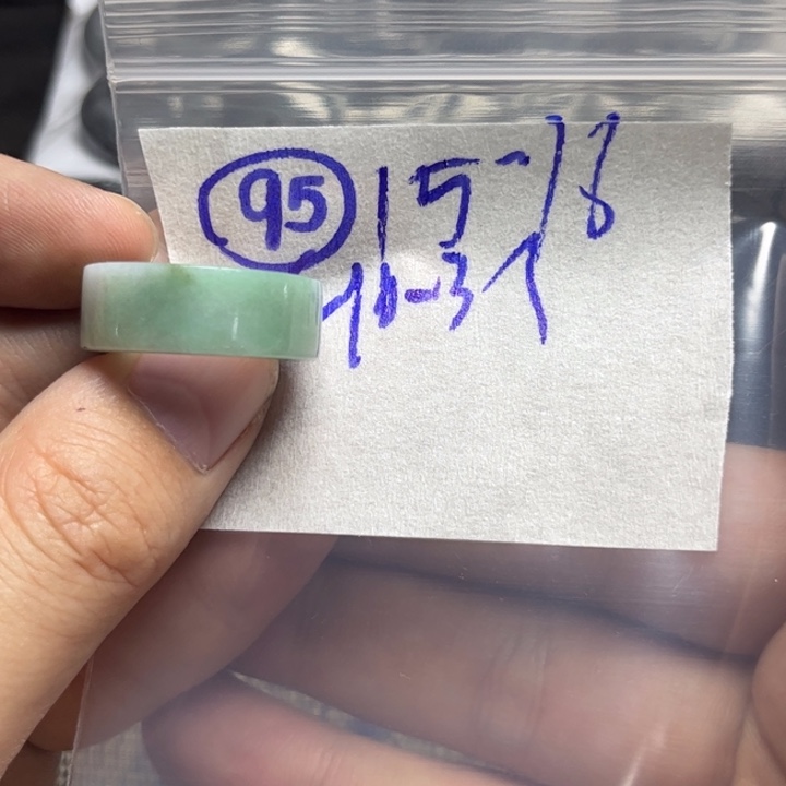 定制翡翠未镶嵌明天