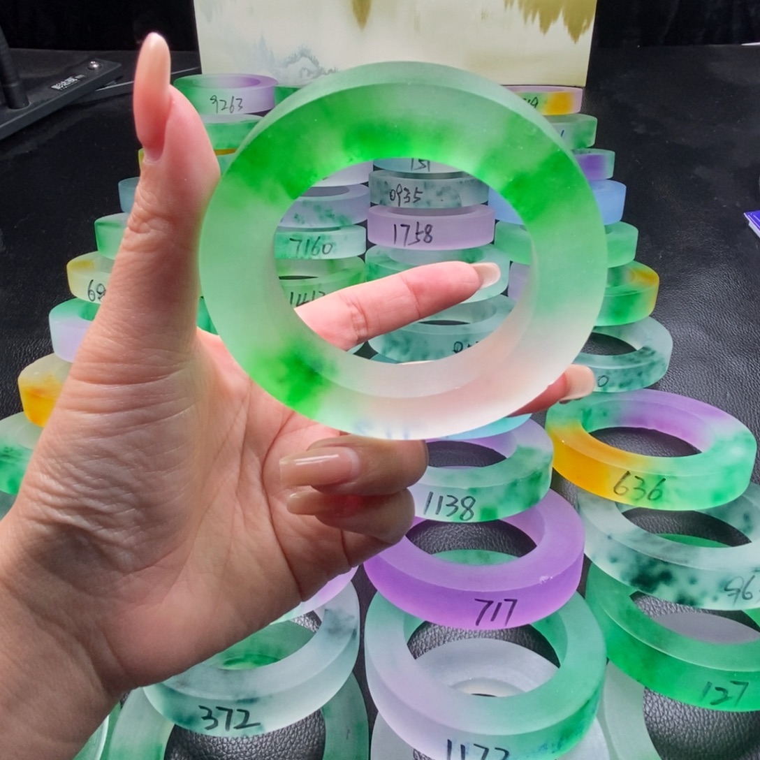 6***3玉百搭时尚独龙翠手镯