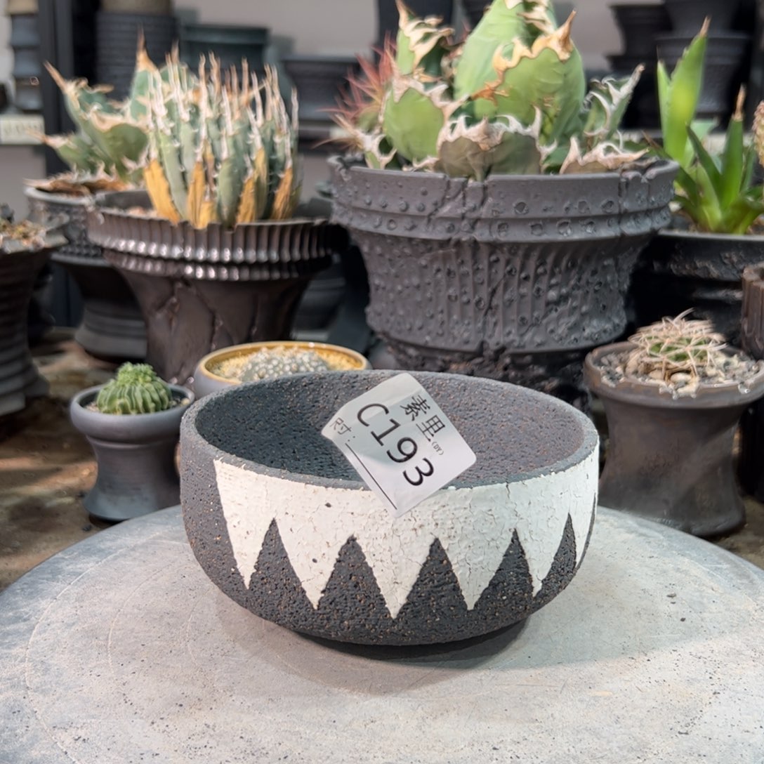 j景德镇素里手工内面13.5高6.6瑕疵