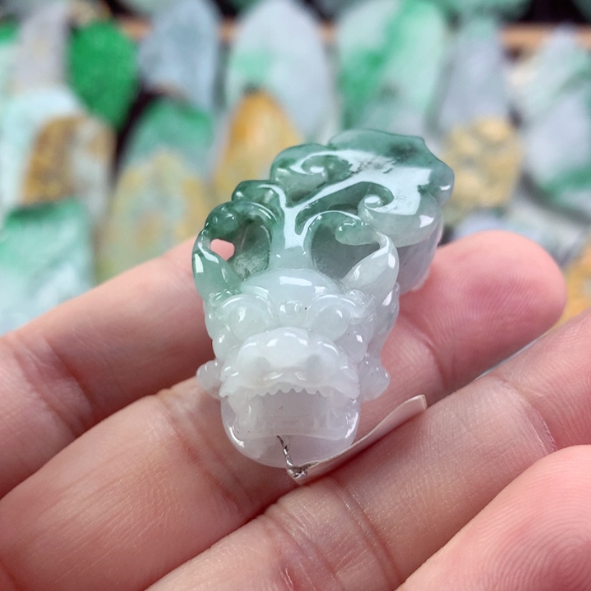 【闪购商品】翡翠未镶嵌吊坠(不含链)