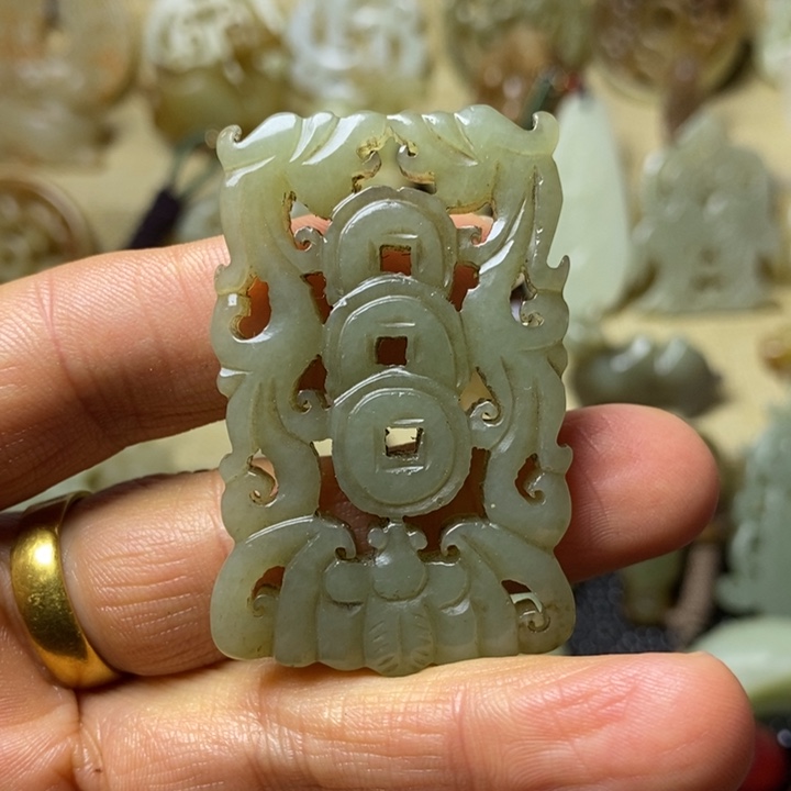 和田玉挂件未镶嵌