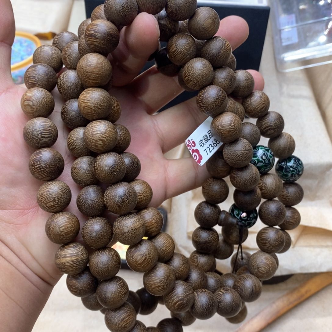 大叶紫檀（黑酸枝木类）
