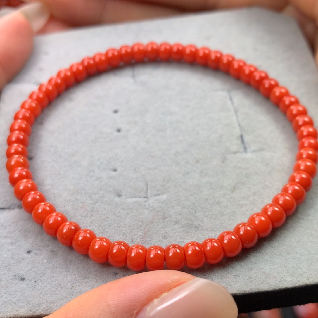 南红玛瑙手串未镶嵌