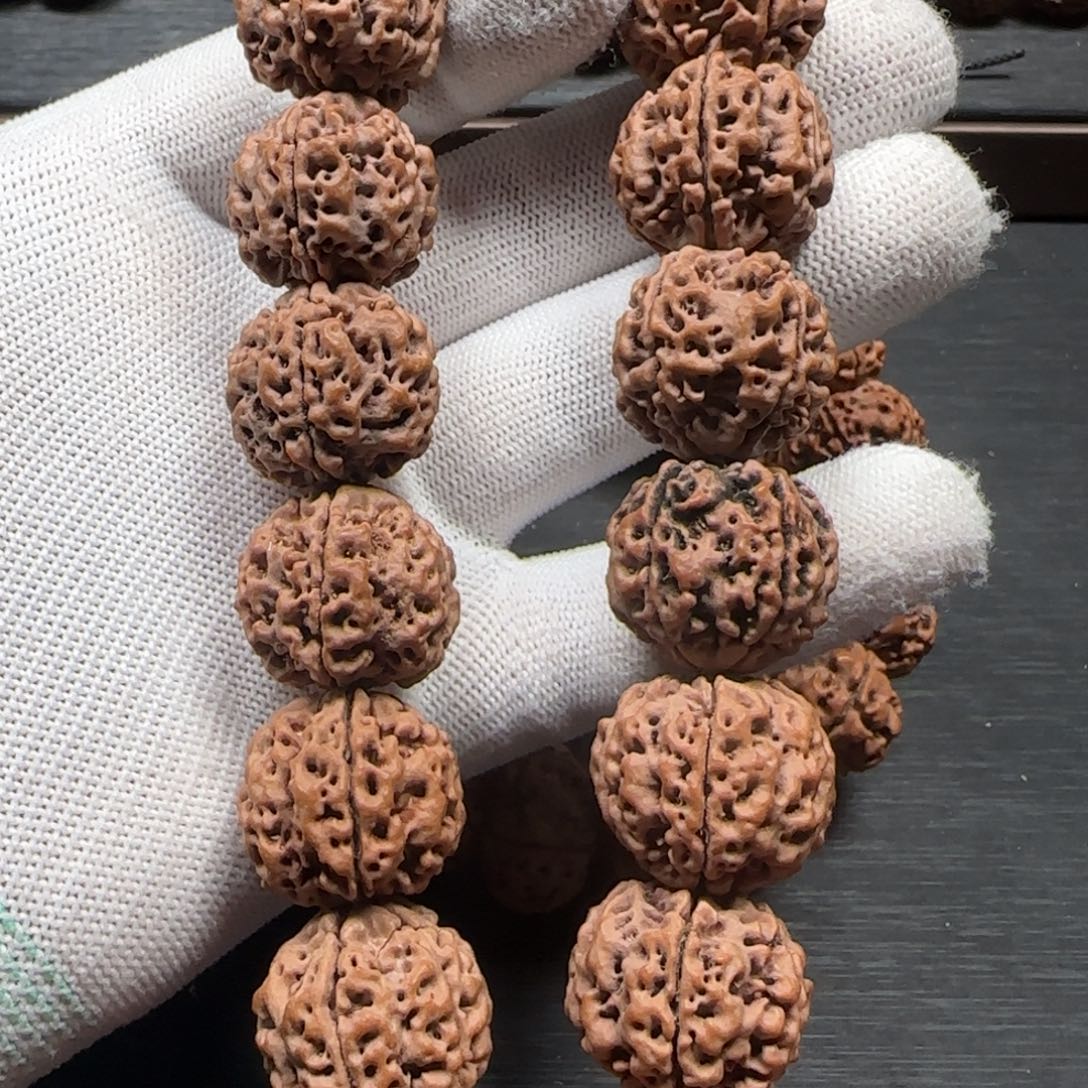 金刚菩提手串22mm爆肉蜂窝（安娜）