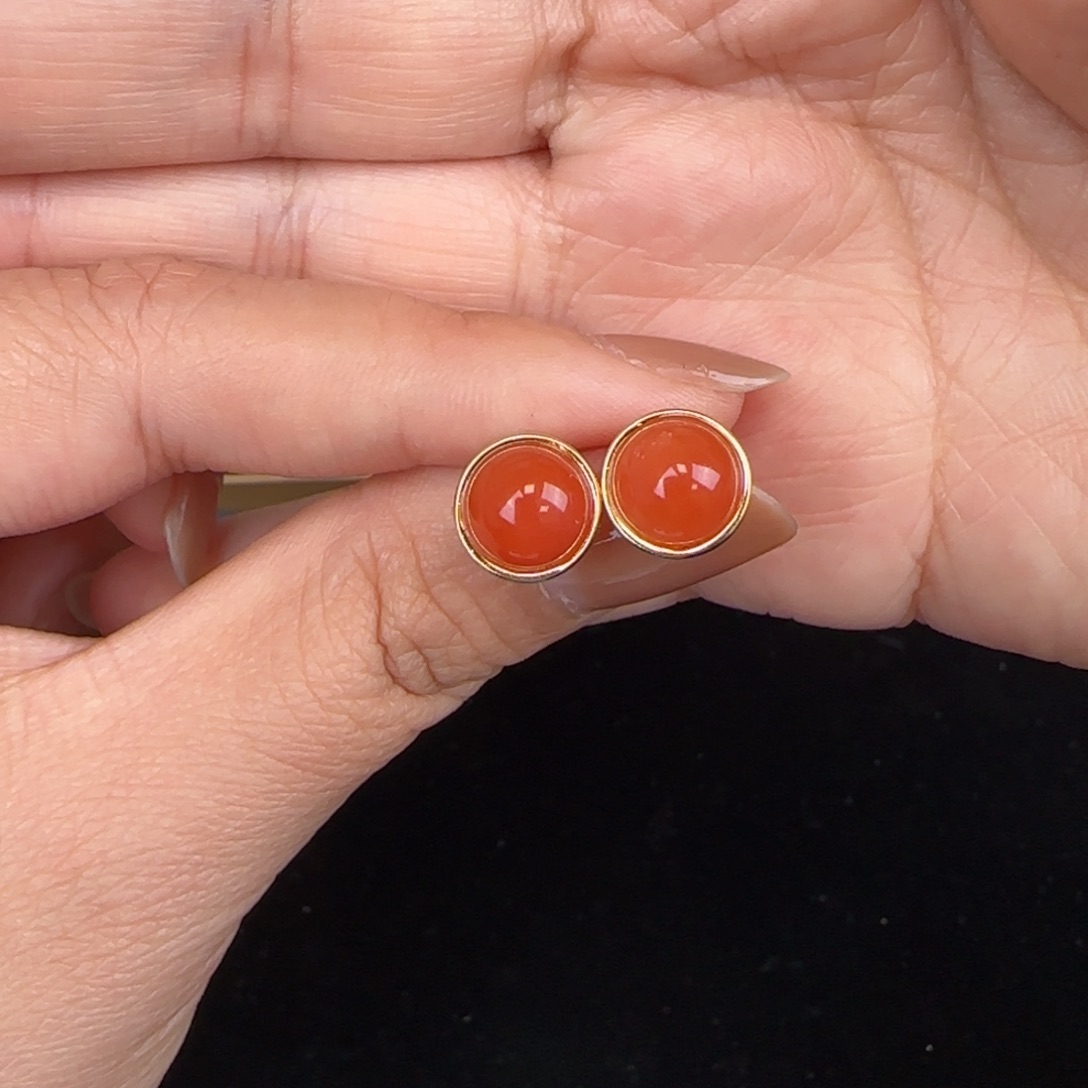 南红玛瑙耳钉未镶嵌