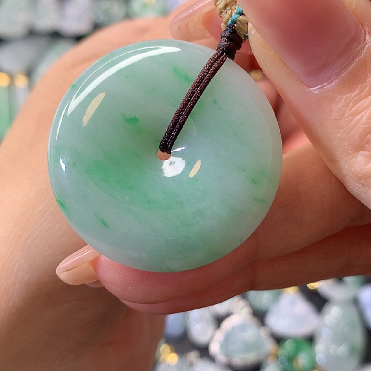 【闪购商品】翡翠吊坠(不含链)未镶嵌