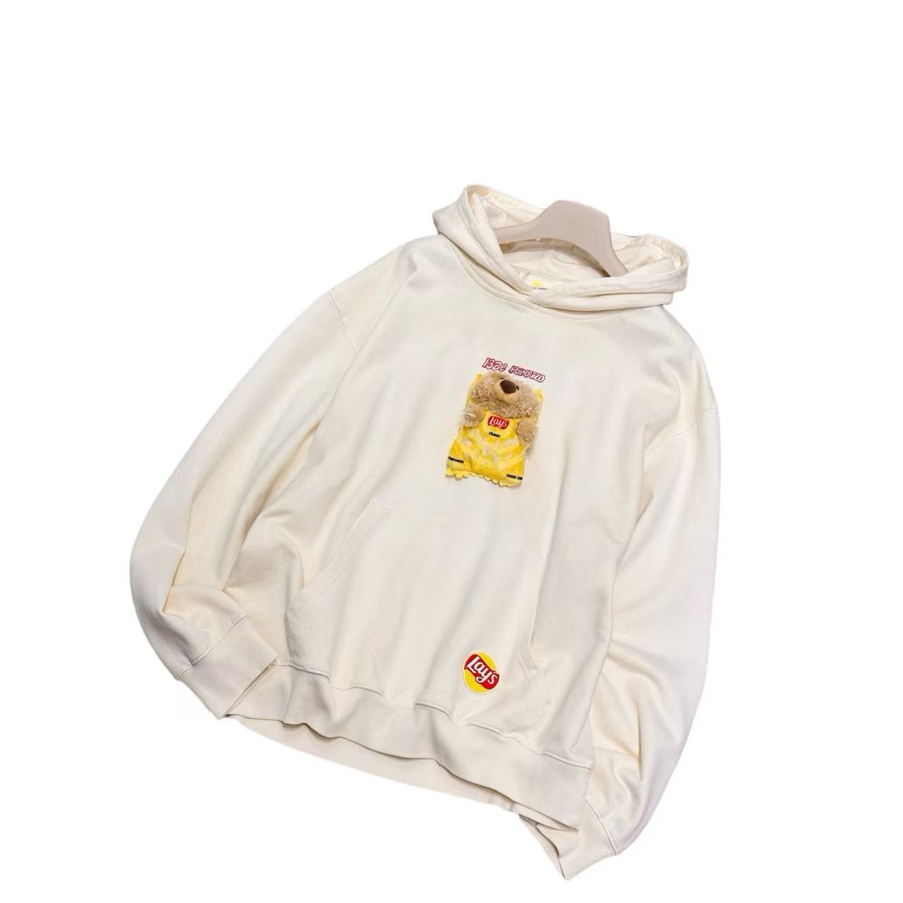 21-8D正确版本薯片小熊卫衣