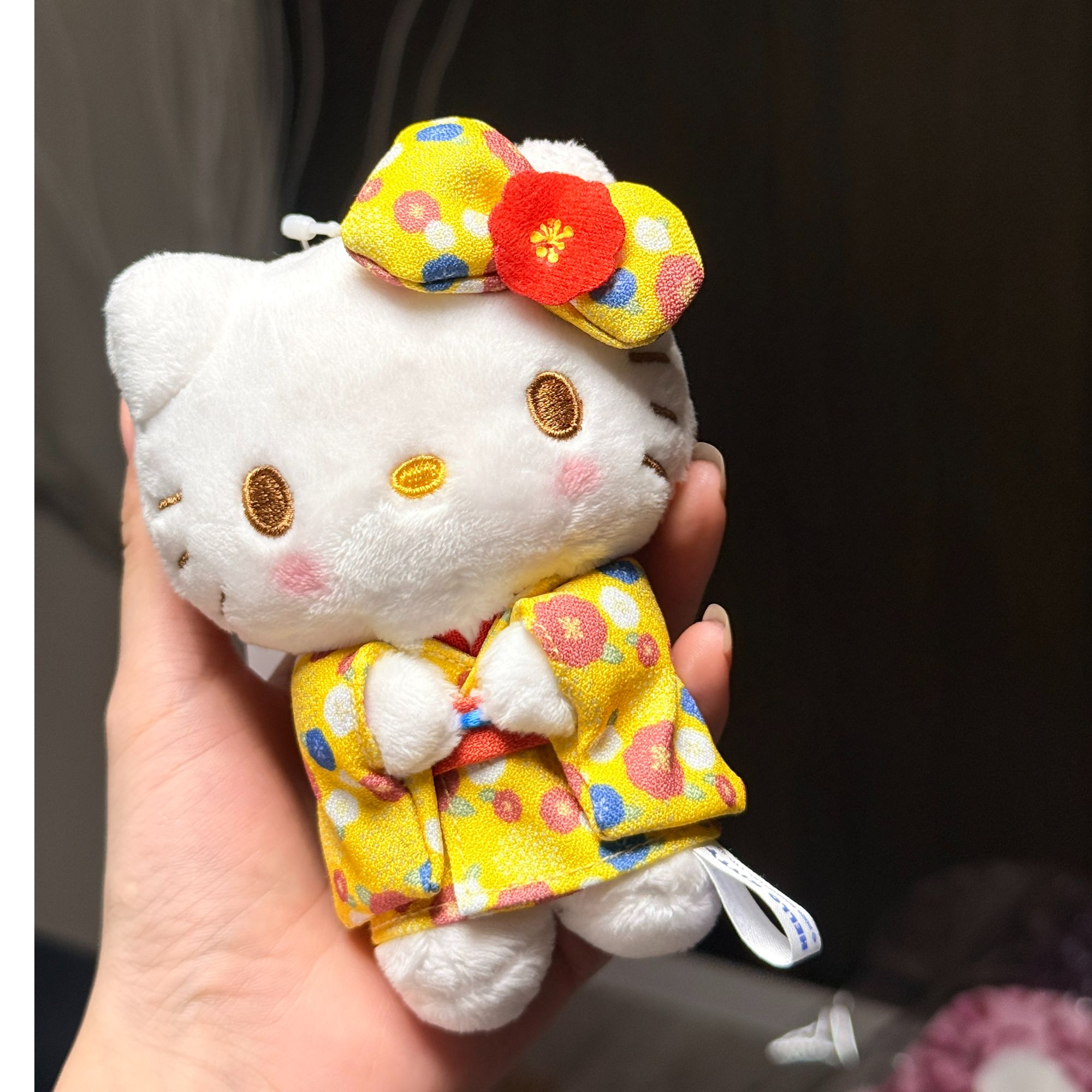 【大阪限定】Hello Kitty 黄色小花和服kitty 钥匙扣玩偶挂件钥匙扣